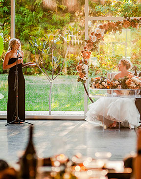 Experts Advise To Avoid These 10 Wedding Speech Mistakes